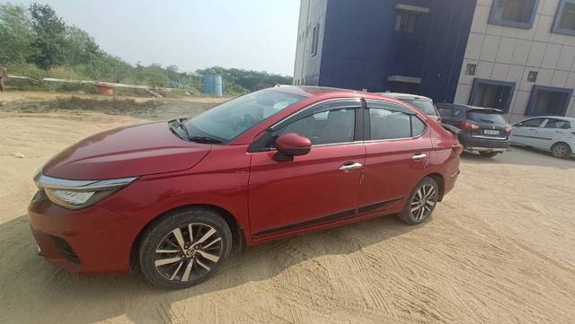 https://images10.gaadi.com/usedgaadi-sellcar/UsedCar/0f426235-2c72-4e07-918e-22cec91cdbb1/e57644d1-bb1b-4dff-9df4-269a3d83a993.jpg?imwidth=6400