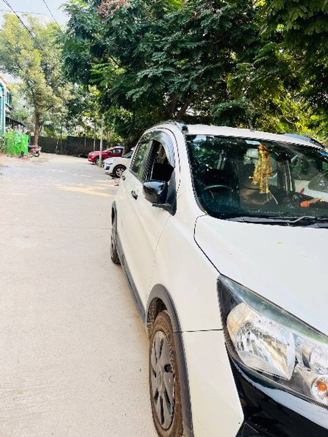 https://images10.gaadi.com/usedgaadi-sellcar/UsedCar/0f530e56-6105-4aa4-a84f-db2ac648dd6f/9ab5d1b1-2cd7-435f-bcec-f79d6e8dac84.jpeg?imwidth=6402