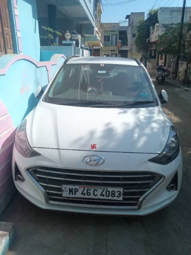 https://images10.gaadi.com/usedgaadi-sellcar/UsedCar/0fa0061d-a56c-45e3-b753-7970f71da689/1f03d135-b793-45a2-87c9-1e44ab68908c.jpg?imwidth=6400