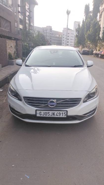 Volvo S60 D4 SUMMUM Volvo S60 D4 SUMMUM