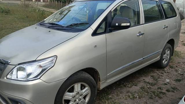 https://images10.gaadi.com/usedgaadi-sellcar/UsedCar/103fb28b-1013-4cd3-b2fd-44eff1ca39d1/83520fee-a1f2-4f6d-a9f5-ebe6108c606f.jpeg?imwidth=6400