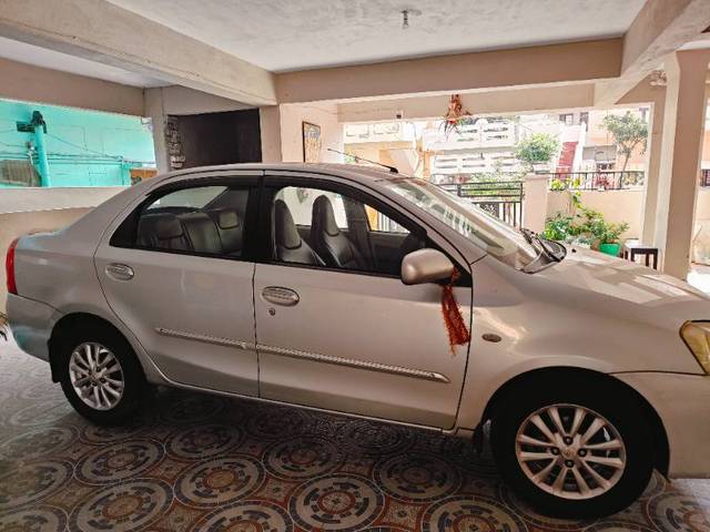 https://images10.gaadi.com/usedgaadi-sellcar/UsedCar/106bda8d-c149-40e9-bc2a-48a509ce1f63/5ae0b9a9-1453-4f0b-a6e6-ab7bdd551b3b.jpg?imwidth=6401