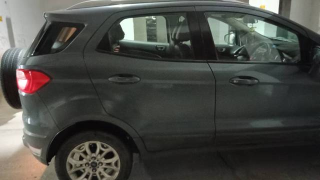 https://images10.gaadi.com/usedgaadi-sellcar/UsedCar/1088da8f-b851-4a83-a53c-7ee6352f4422/d123ac1c-9ed9-4849-9f63-87cfc4354b01.jpg?imwidth=6401