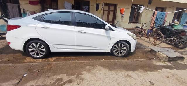 https://images10.gaadi.com/usedgaadi-sellcar/UsedCar/10a7e3da-74d1-4bd2-b07e-1d284a23f933/6d05da9a-071c-4da2-a2d8-3e1d8019de57.jpg?imwidth=6401