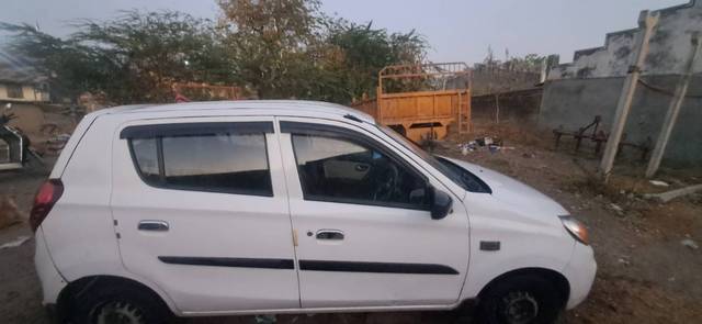 https://images10.gaadi.com/usedgaadi-sellcar/UsedCar/111702e8-9fed-49c2-9346-7fc366ecc090/5883948f-4b6f-4f93-aa62-12d0b4e9c5b9.jpg?imwidth=6401