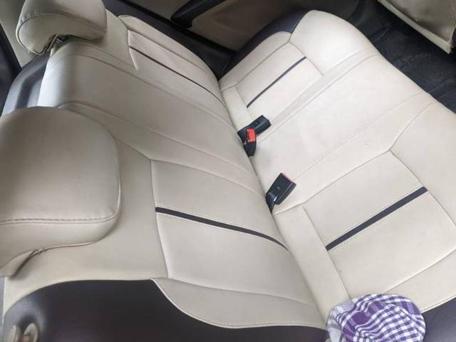 https://images10.gaadi.com/usedgaadi-sellcar/UsedCar/11229a0b-96c1-44f2-ad60-45c2f2de286f/ed6b491e-a3e9-4e83-8a6f-a5a449a4559f.jpeg?imwidth=6401