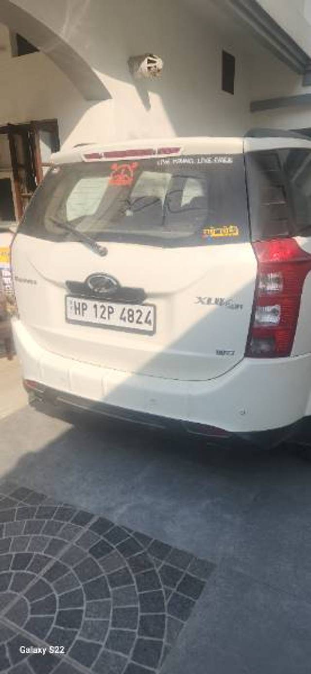 https://images10.gaadi.com/usedgaadi-sellcar/UsedCar/11401d34-68f2-41c8-82b4-e0f7ceda9d9e/86bad6dc-800b-4c83-8660-da03583e2380.jpg?imwidth=6401