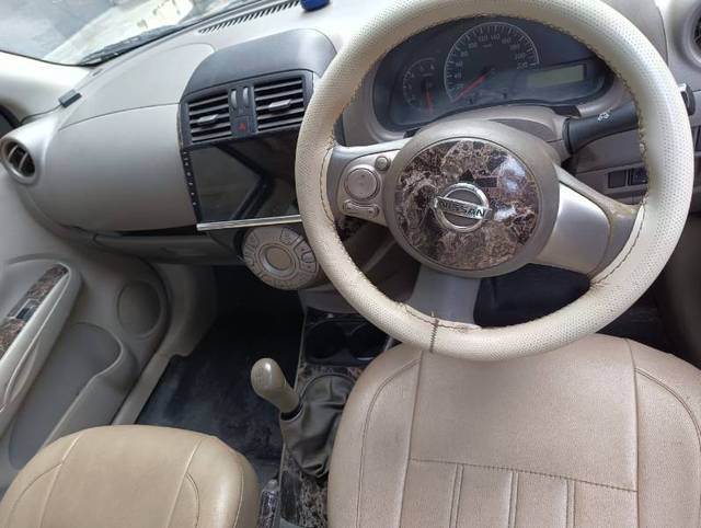 https://images10.gaadi.com/usedgaadi-sellcar/UsedCar/116dee1f-c4a6-4683-8a0e-cc2945b7d04b/bf0583ae-2475-47a6-87ec-d395e8abddbb.jpg?imwidth=6402