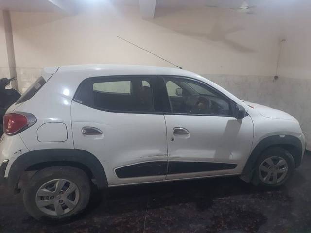 https://images10.gaadi.com/usedgaadi-sellcar/UsedCar/11c8a3b2-a1d9-4cd5-97ee-b9e0809a99de/116a58d5-870a-40dd-8914-c67822621f24.jpg?imwidth=6401