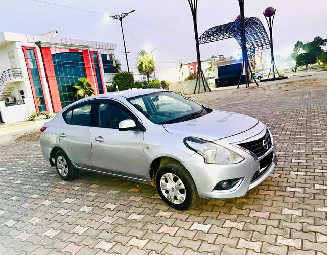 https://images10.gaadi.com/usedgaadi-sellcar/UsedCar/11cd8586-0f4f-4237-8609-534a4191544c/086565cc-9789-48b4-b249-9d43a7d86cad.jpg?imwidth=6400