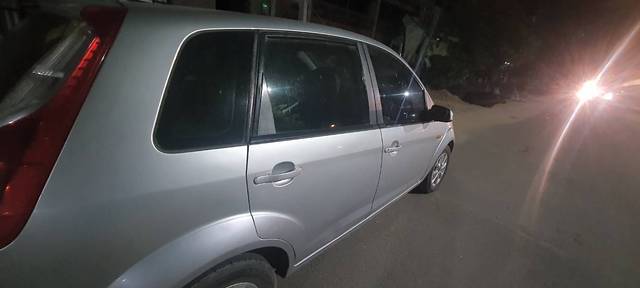 https://images10.gaadi.com/usedgaadi-sellcar/UsedCar/128014ec-f007-4574-8d6e-7f21c51f9d2e/03417a0d-f34d-4a0e-8102-a9fccfba9f80.jpg?imwidth=6401