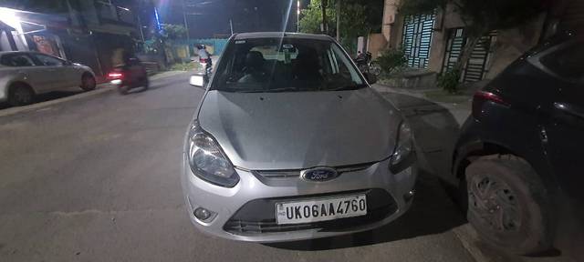 https://images10.gaadi.com/usedgaadi-sellcar/UsedCar/128014ec-f007-4574-8d6e-7f21c51f9d2e/a84409b8-10da-4939-b6ba-992a8500146f.jpg?imwidth=6400