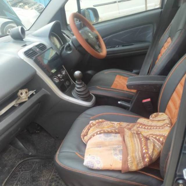 https://images10.gaadi.com/usedgaadi-sellcar/UsedCar/128a6a07-11f4-4e3d-b72a-63bc9003cc3c/101c7d40-6f4b-4c0b-b6d7-298efc364e02.jpg?imwidth=6402
