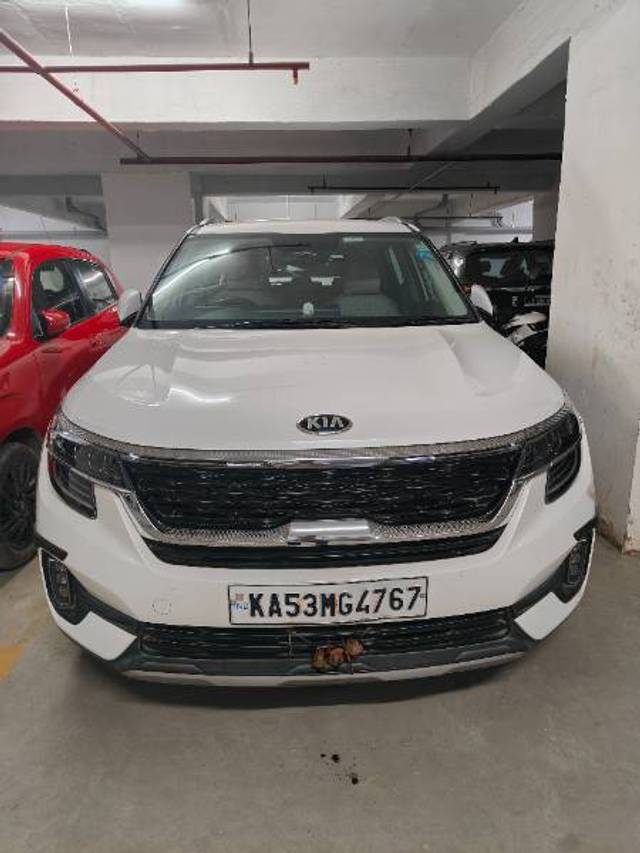 https://images10.gaadi.com/usedgaadi-sellcar/UsedCar/129d5ae0-0a64-4672-87e1-2bd01ad91d4a/7dbe4383-6fcb-49ce-b74e-6f3ed5894bf3.jpg?imwidth=6400