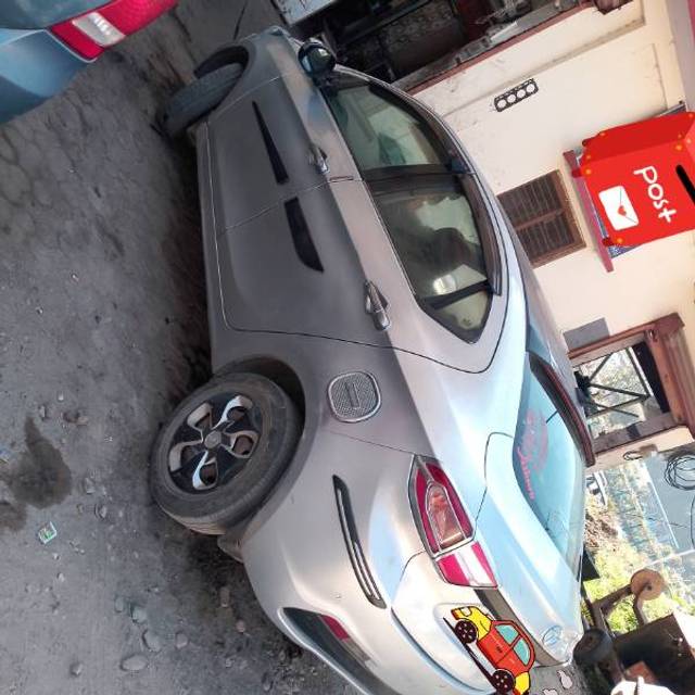 https://images10.gaadi.com/usedgaadi-sellcar/UsedCar/12c8b03c-8104-4564-8411-e3bf35c78243/cf5a4e2a-478b-4066-ad81-50f02a1028d3.jpg?imwidth=6402