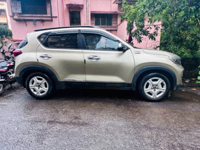 https://images10.gaadi.com/usedgaadi-sellcar/UsedCar/130e9f97-fb18-4d9d-991e-799fa397b595/e0575a6b-f231-4ff9-8d5b-f083f586204a.jpeg?imwidth=6401