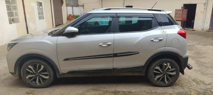 Mahindra XUV300 W8 BSIV Mahindra XUV300 W8 BSIV