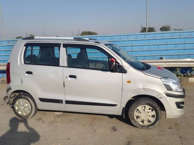 https://images10.gaadi.com/usedgaadi-sellcar/UsedCar/135211b8-26da-473e-8e68-7850749890e2/539027f4-0980-451b-8569-6a22df1682b1.jpg?imwidth=6401