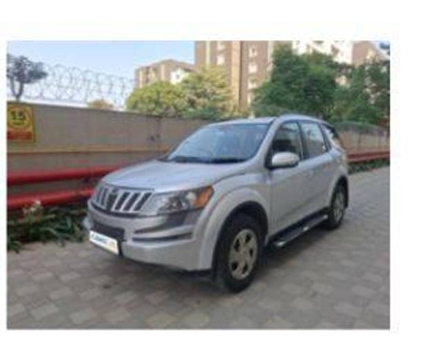 https://images10.gaadi.com/usedgaadi-sellcar/UsedCar/137de036-6cca-4ef6-8480-0709061cf5c6/bee7c337-771f-473e-ad31-37df566631e0.jpeg?imwidth=6400