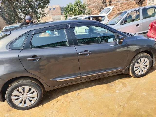 https://images10.gaadi.com/usedgaadi-sellcar/UsedCar/13a5026c-8b07-40e2-8257-fb1e00e419a2/351be045-18bf-4ce3-801b-3fd9b801e0a6.jpg?imwidth=6401