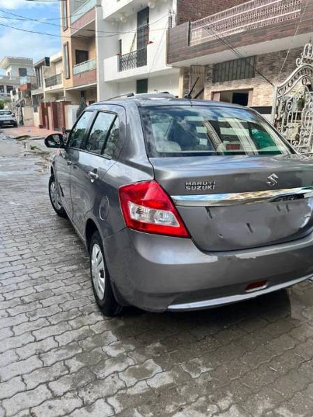 https://images10.gaadi.com/usedgaadi-sellcar/UsedCar/141854f9-b05c-49b5-8135-4ea3f3bc3158/1da8456a-bcf6-4245-8aab-d3d5f14099ca.jpg?imwidth=6401