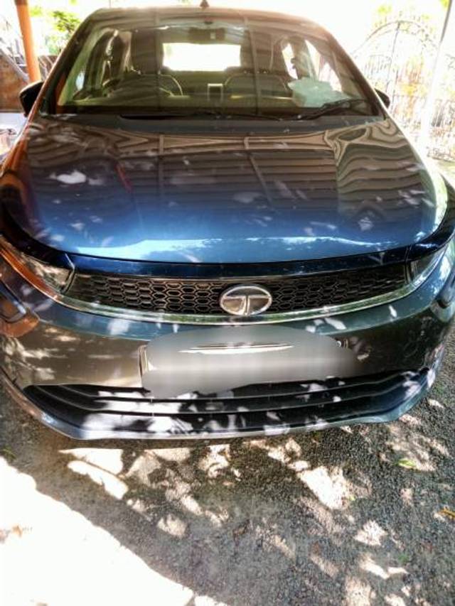 https://images10.gaadi.com/usedgaadi-sellcar/UsedCar/1430782c-6d3a-4f32-89c7-e293d3176a55/b3289656-3be5-4a83-bec3-6fdc11cd13b7.jpg?imwidth=6402