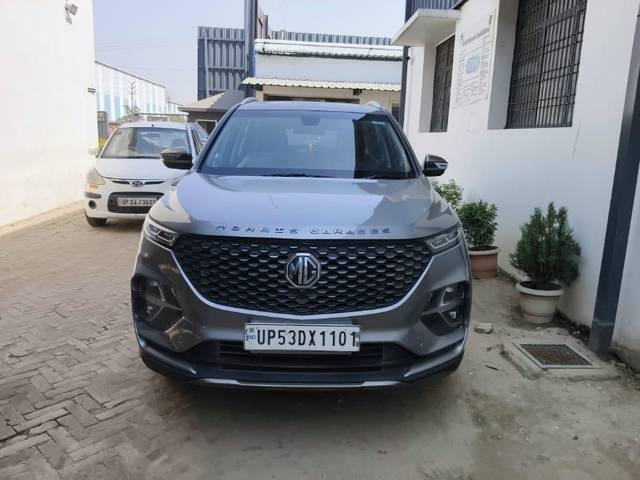 https://images10.gaadi.com/usedgaadi-sellcar/UsedCar/143f9093-db2b-4596-a175-335726960f84/5ea2473f-16de-4e72-87b8-c091f7b60c91.jpeg?imwidth=6400