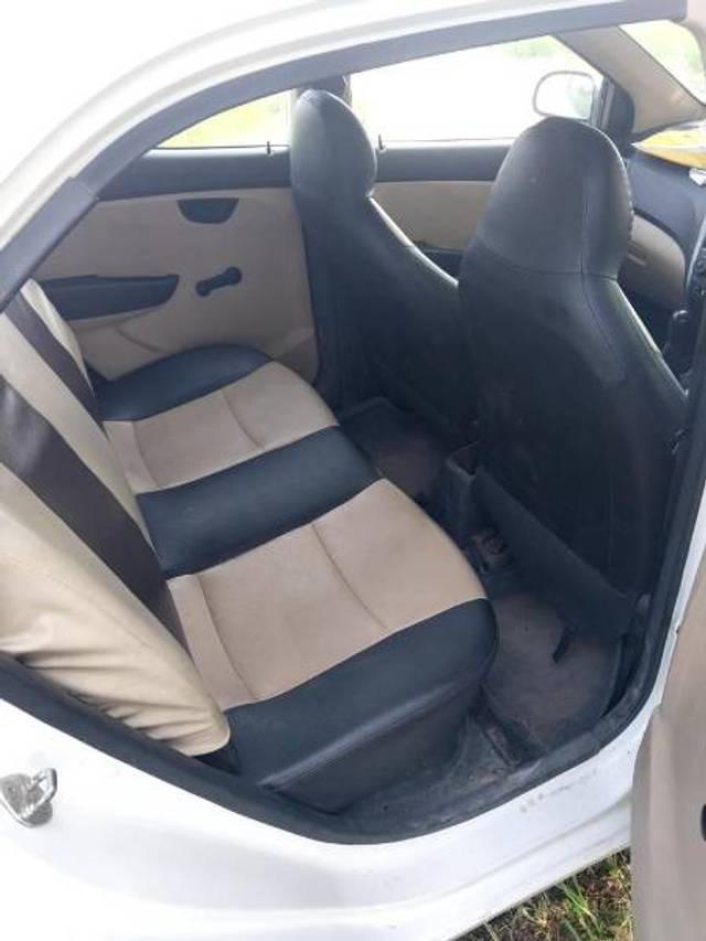 https://images10.gaadi.com/usedgaadi-sellcar/UsedCar/144caed2-e090-4e62-a429-a4abc4c984c4/f916549e-3df3-41c9-8023-11abb2168e0b.jpg?imwidth=6402