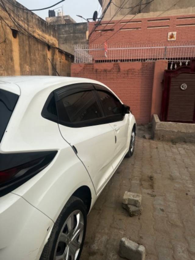 https://images10.gaadi.com/usedgaadi-sellcar/UsedCar/145c55b7-5e29-4bb8-b2c6-86ae0cd46e82/3fa69f93-c4d4-4a8c-b3df-cb2172950617.jpeg?imwidth=6401