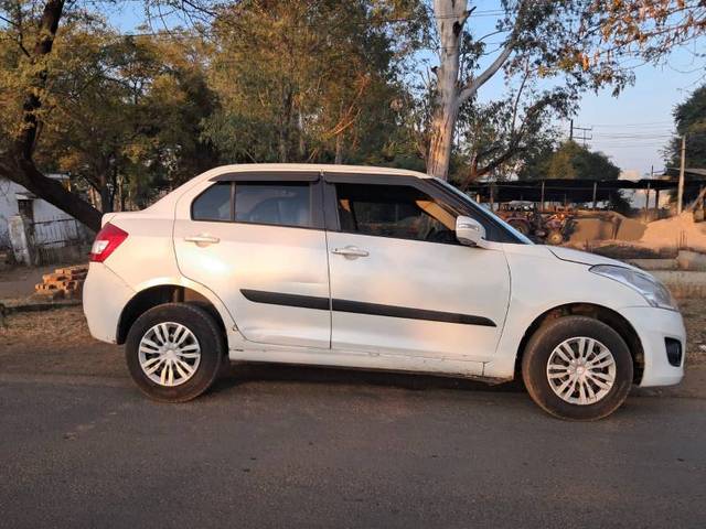 https://images10.gaadi.com/usedgaadi-sellcar/UsedCar/14699c85-08ea-4ce0-92de-bcb2befeb1f6/6e2502cf-b92c-4215-ab39-0a66df6c261d.jpg?imwidth=6401