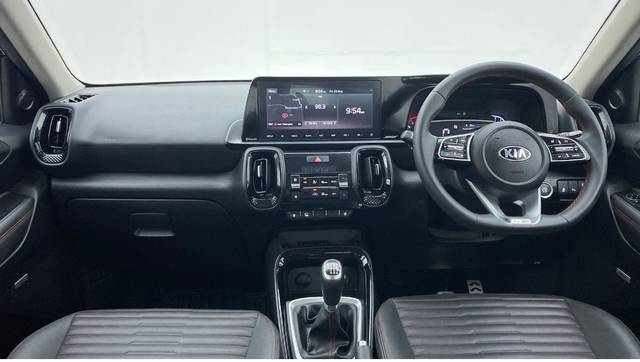 https://images10.gaadi.com/usedgaadi-sellcar/UsedCar/14d02560-4049-4fbe-a08d-c1390bc7189b/b0277a22-0060-4d8f-b5f0-7eeea020a792.jpg?imwidth=6402