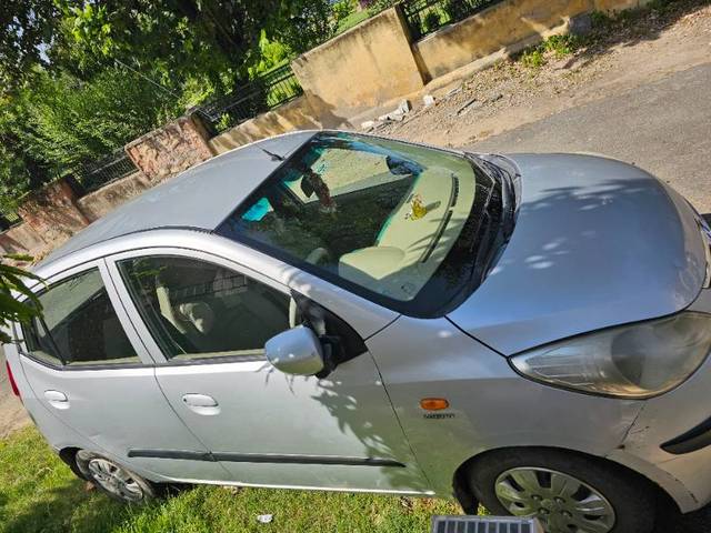 https://images10.gaadi.com/usedgaadi-sellcar/UsedCar/14f9e4af-64a4-470f-b542-930d98d8c628/900ee0b7-1ed3-49fb-980f-43940587dd6f.jpg?imwidth=6402
