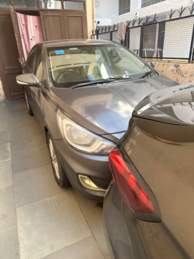 https://images10.gaadi.com/usedgaadi-sellcar/UsedCar/15121a47-c649-42b5-8b64-27b1ede3c588/97f904c7-25dc-452d-8931-839df0435168.jpg?imwidth=6400