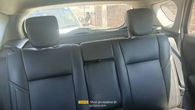 https://images10.gaadi.com/usedgaadi-sellcar/UsedCar/1538e67c-e923-402e-8b0f-44abc7f809a4/85f30c53-6521-4475-8156-549f11d125b5.jpg?imwidth=6401