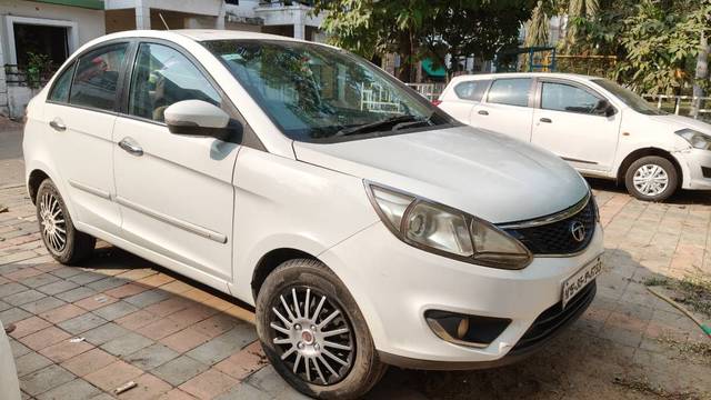 https://images10.gaadi.com/usedgaadi-sellcar/UsedCar/1550e9c8-703d-497e-b411-f4de7d8b7995/d5853a19-0ac4-45c8-b792-ded90e933e1b.jpg?imwidth=6400