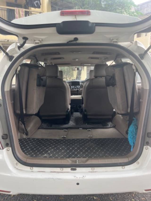 https://images10.gaadi.com/usedgaadi-sellcar/UsedCar/15651397-05ff-4bca-b461-8e5056956e71/0e651187-7652-42cb-b19b-73a1a225964d.jpeg?imwidth=6402