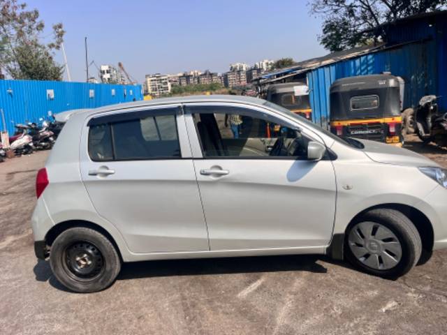 https://images10.gaadi.com/usedgaadi-sellcar/UsedCar/15b4150e-da35-42d4-8f19-55072298a724/739cacb7-87ef-4915-8346-7f285efe3b92.jpeg?imwidth=6401