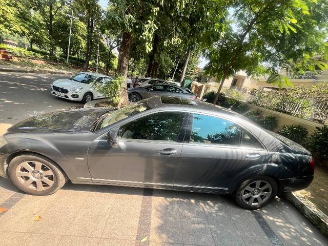 https://images10.gaadi.com/usedgaadi-sellcar/UsedCar/15dc1883-e60f-47a8-9bb7-f2ef2c0709e6/ae068f0c-5193-4316-87d6-ae726c2b0ba0.jpeg?imwidth=6402