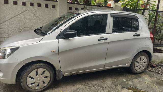 https://images10.gaadi.com/usedgaadi-sellcar/UsedCar/15f42e17-56ab-455a-b83f-b019cbdcb7ea/5ef52483-860d-4252-9906-0cecf298a950.jpg?imwidth=6400