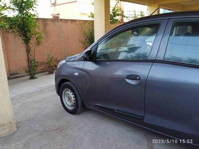 https://images10.gaadi.com/usedgaadi-sellcar/UsedCar/166bd510-f336-4d55-a297-e680aa15526e/1120d931-1d45-491e-9bc8-95f1b0f11a8c.jpg?imwidth=6402