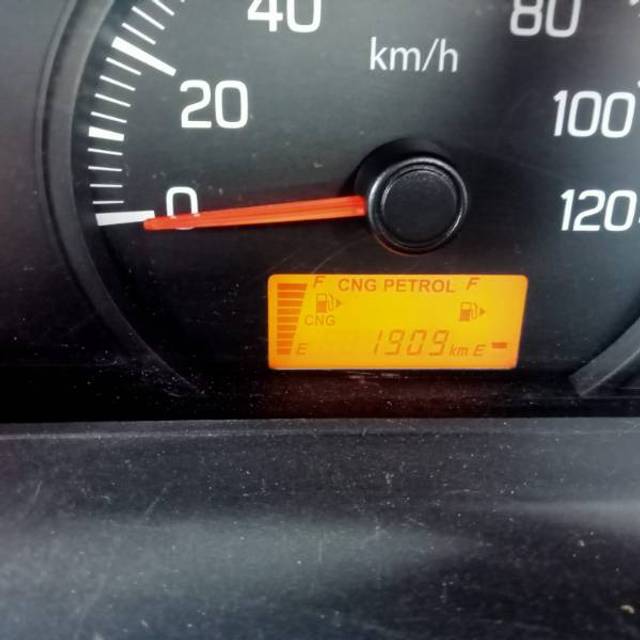 https://images10.gaadi.com/usedgaadi-sellcar/UsedCar/167d81fd-659b-4808-8a84-1645d7671218/42b5e047-f921-4c99-bfff-dae2741d5dd9.jpg?imwidth=6401