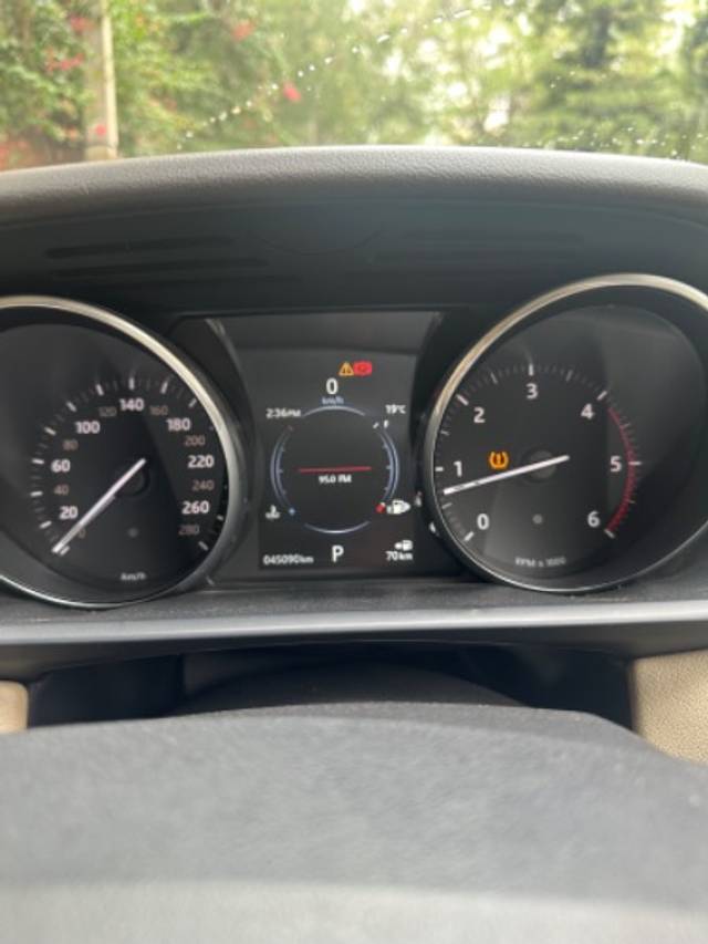 https://images10.gaadi.com/usedgaadi-sellcar/UsedCar/1699e0a1-21ae-49ef-9a5c-b286f4f2cc7d/2a46a451-8bc5-46d5-ac9e-853fd23df61d.jpeg?imwidth=6401