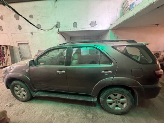 https://images10.gaadi.com/usedgaadi-sellcar/UsedCar/16ef8ee6-2310-4d10-9047-87fce78e6c49/16bbac20-9de7-4095-be61-4a1673c46989.jpeg?imwidth=6402