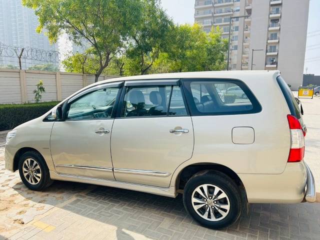 https://images10.gaadi.com/usedgaadi-sellcar/UsedCar/1730f9c0-769f-4700-9059-ac016887cb5f/b0fd8bd2-2ac5-4c74-a680-ad09f937ae92.jpg?imwidth=6401