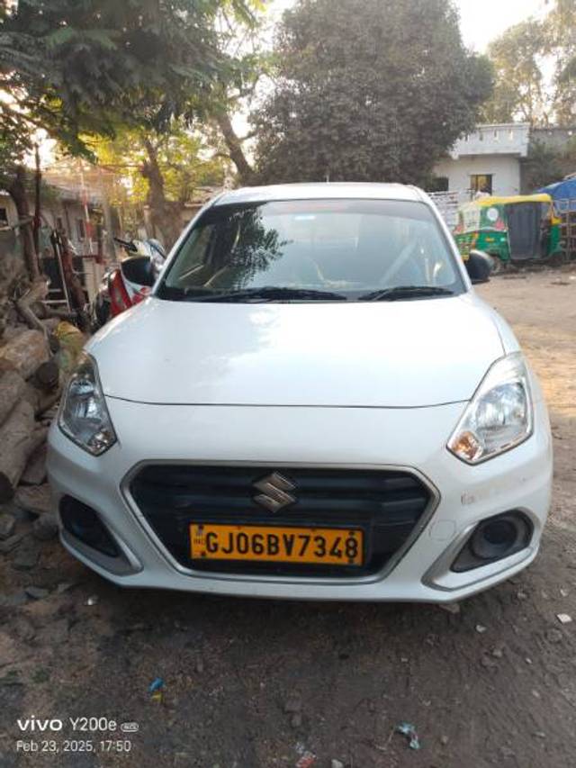 https://images10.gaadi.com/usedgaadi-sellcar/UsedCar/173b2312-9962-4ed9-8292-10f651bd2166/49e63069-7c73-4d86-bb67-c2408a62f428.jpg?imwidth=6400