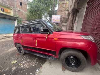 Mahindra TUV 300 2015-2019 Mahindra TUV 300 mHAWK100 T8 Dual Tone