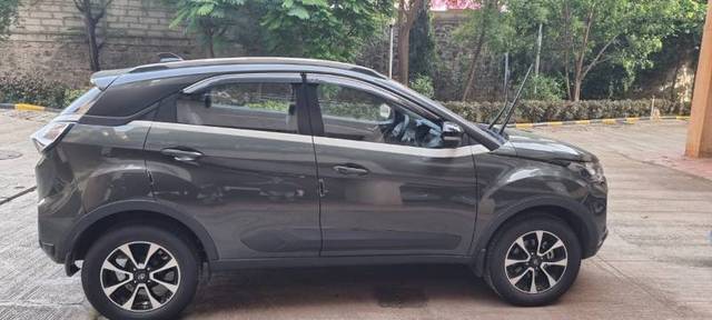 https://images10.gaadi.com/usedgaadi-sellcar/UsedCar/17b195cf-1802-44d0-8255-0e16e9c76a47/9da3308f-f422-4650-9a16-e981f2f243de.jpg?imwidth=6401