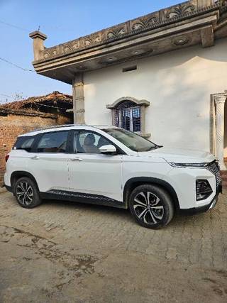 MG Hector Plus MG Hector Plus Savvy Pro CVT 7 Str