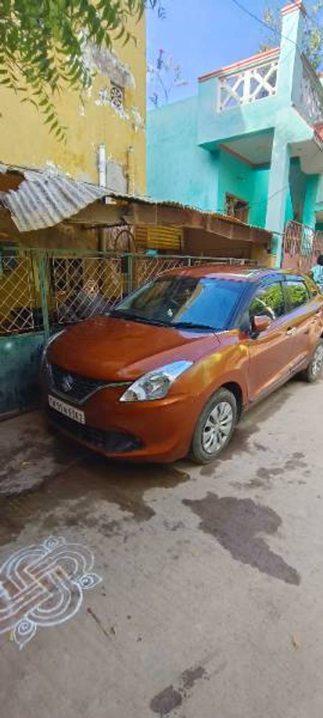 https://images10.gaadi.com/usedgaadi-sellcar/UsedCar/17f3286d-b782-4cc0-959f-423b159eaff2/90fd1123-8310-47ef-8d7f-04e65ca8de04.jpg?imwidth=6400