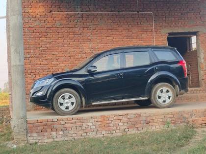 Mahindra XUV500 AT W10 1.99 mHawk